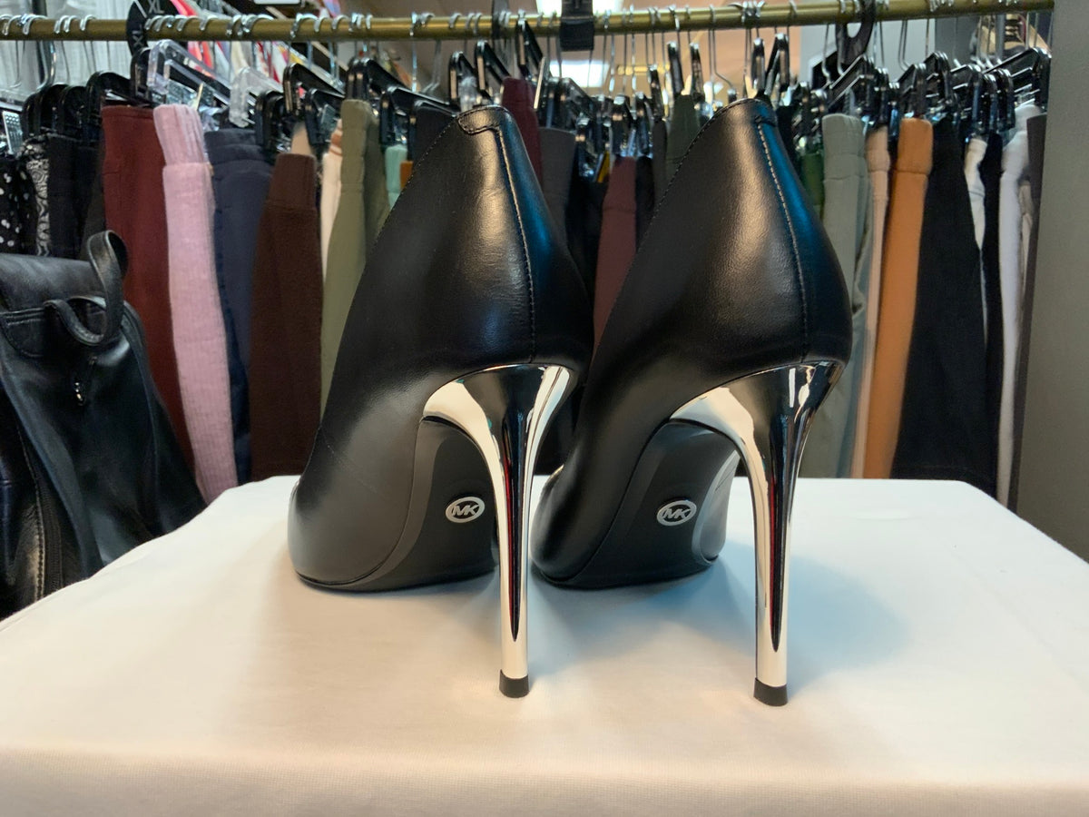 NEW Michael Kors Heels Sz. 8