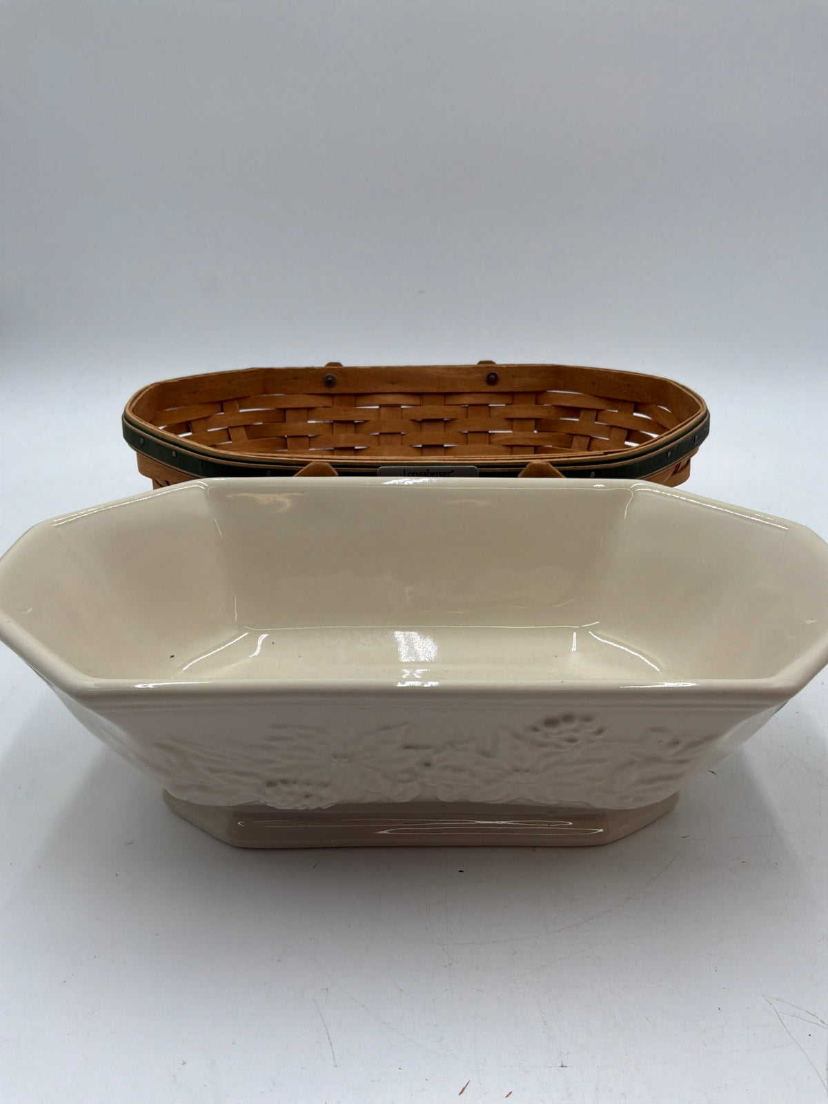 Longaberger Natures Garland Basket w/ White Dish
