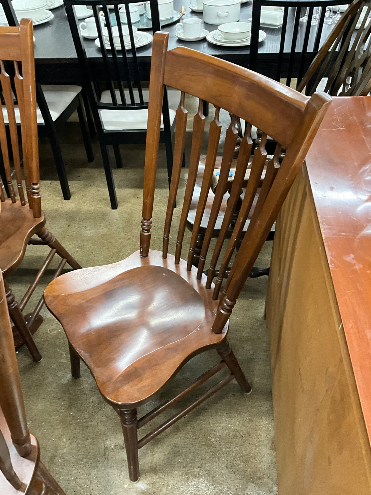 Richard Bro Table & 7 Chairs