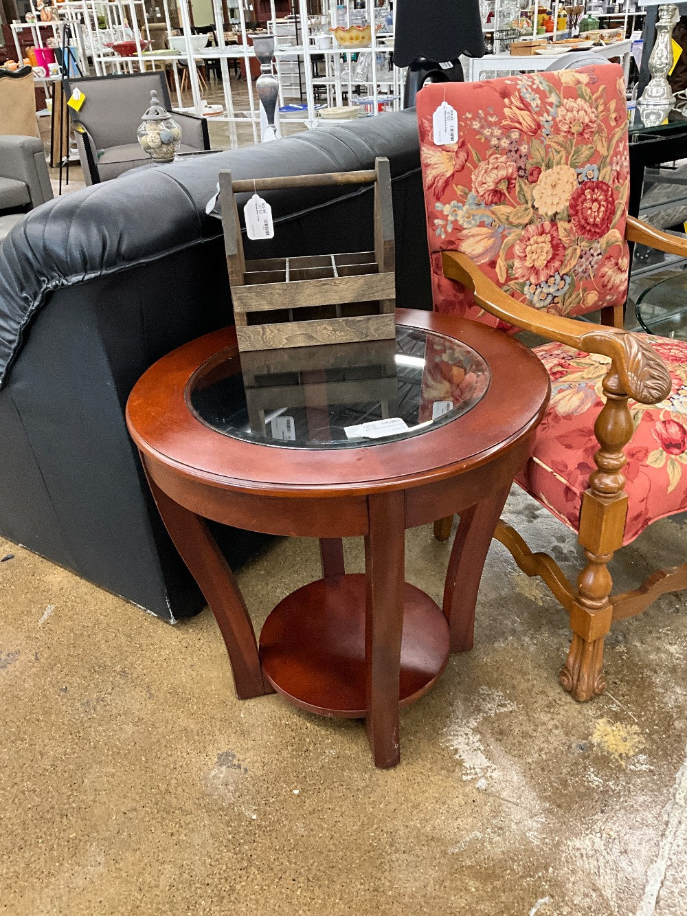Round End Table W/Glass Inlay