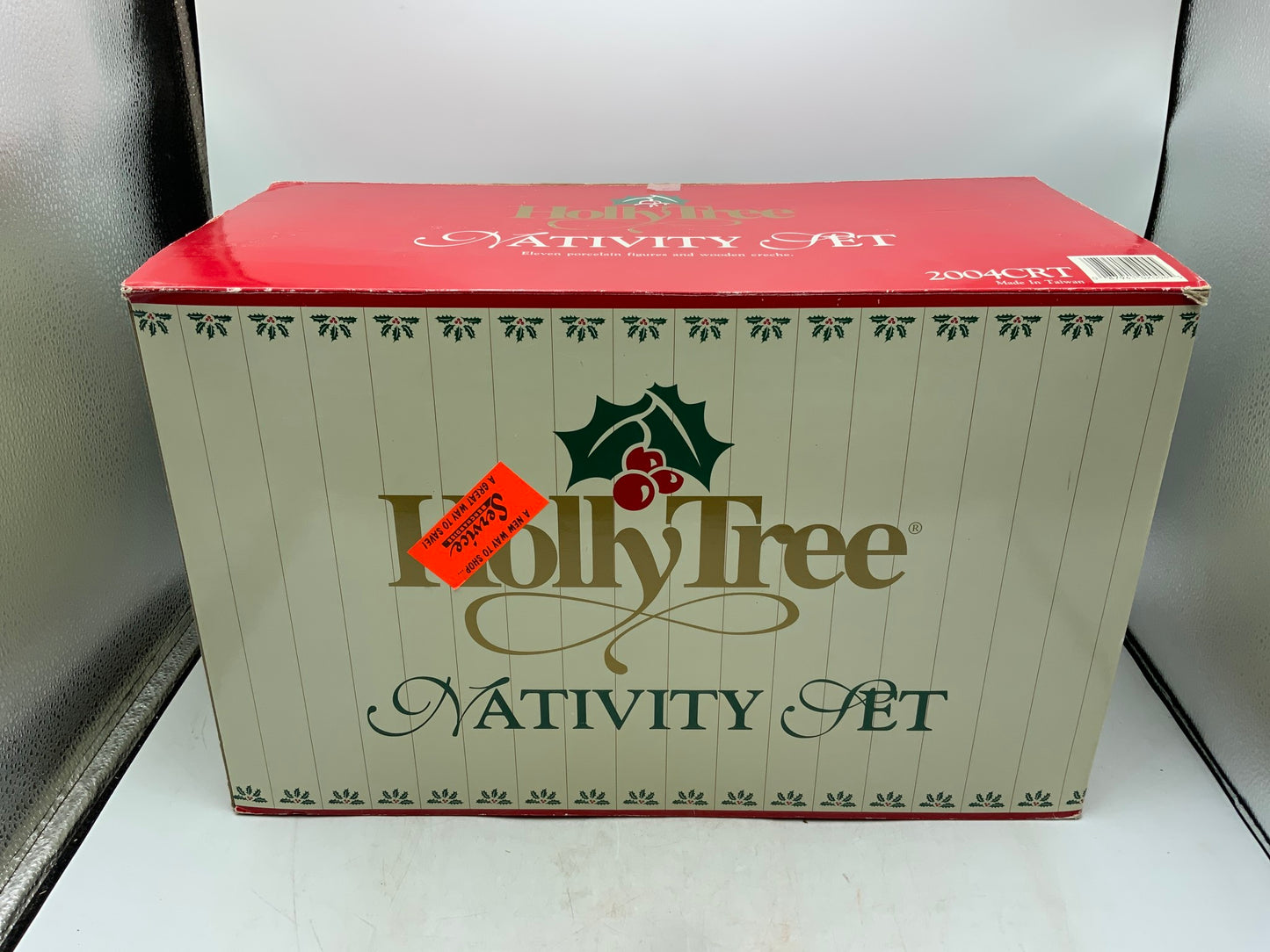 Holly Tree Nativity Set