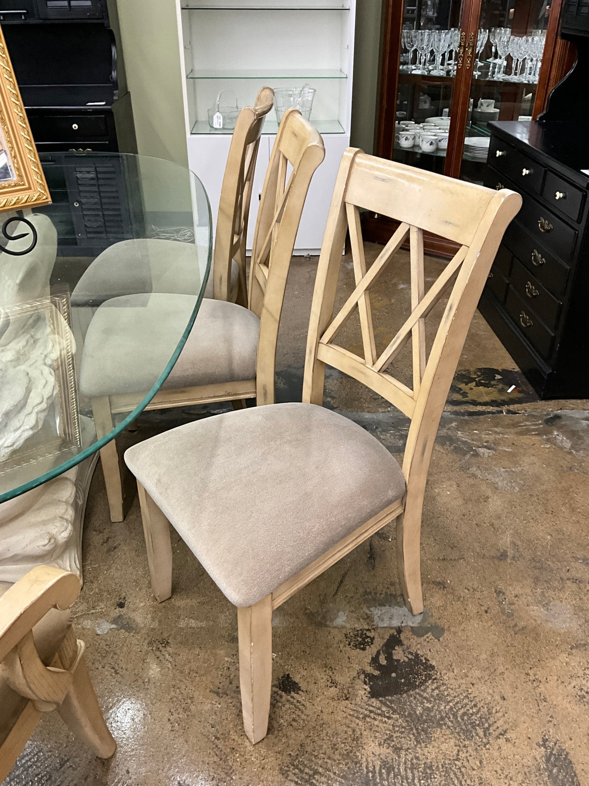 Dolphin Base Glass Table w/ 6 chairs 