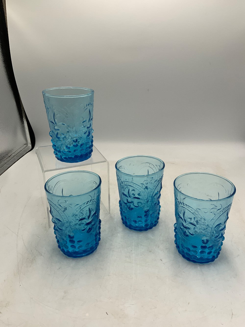Zrike Renaissance Aqua Glasses - Set of 4