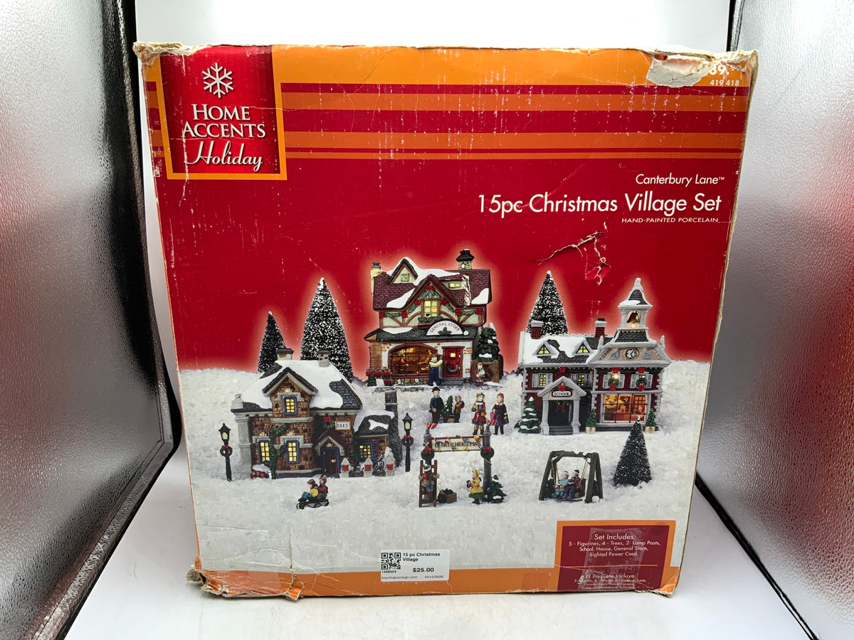 15 pc Christmas Village