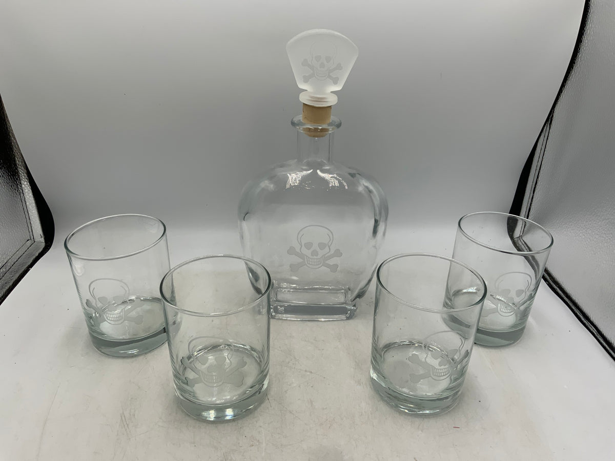Crossbones Decanter with 4 Glasses