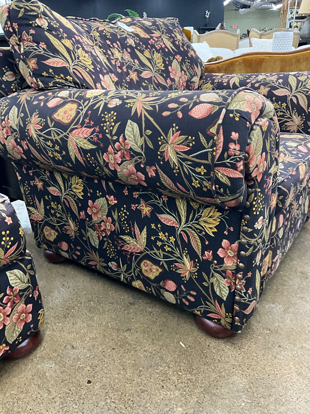 Sofa Express Floral Accent Chair