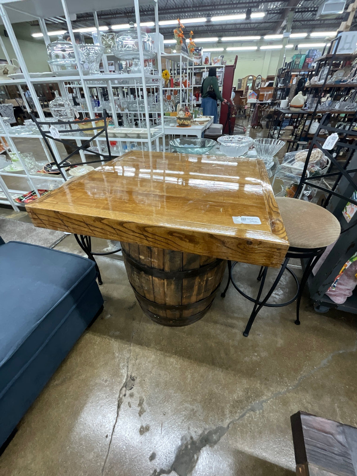 Whiskey Barrel w/ Table Top