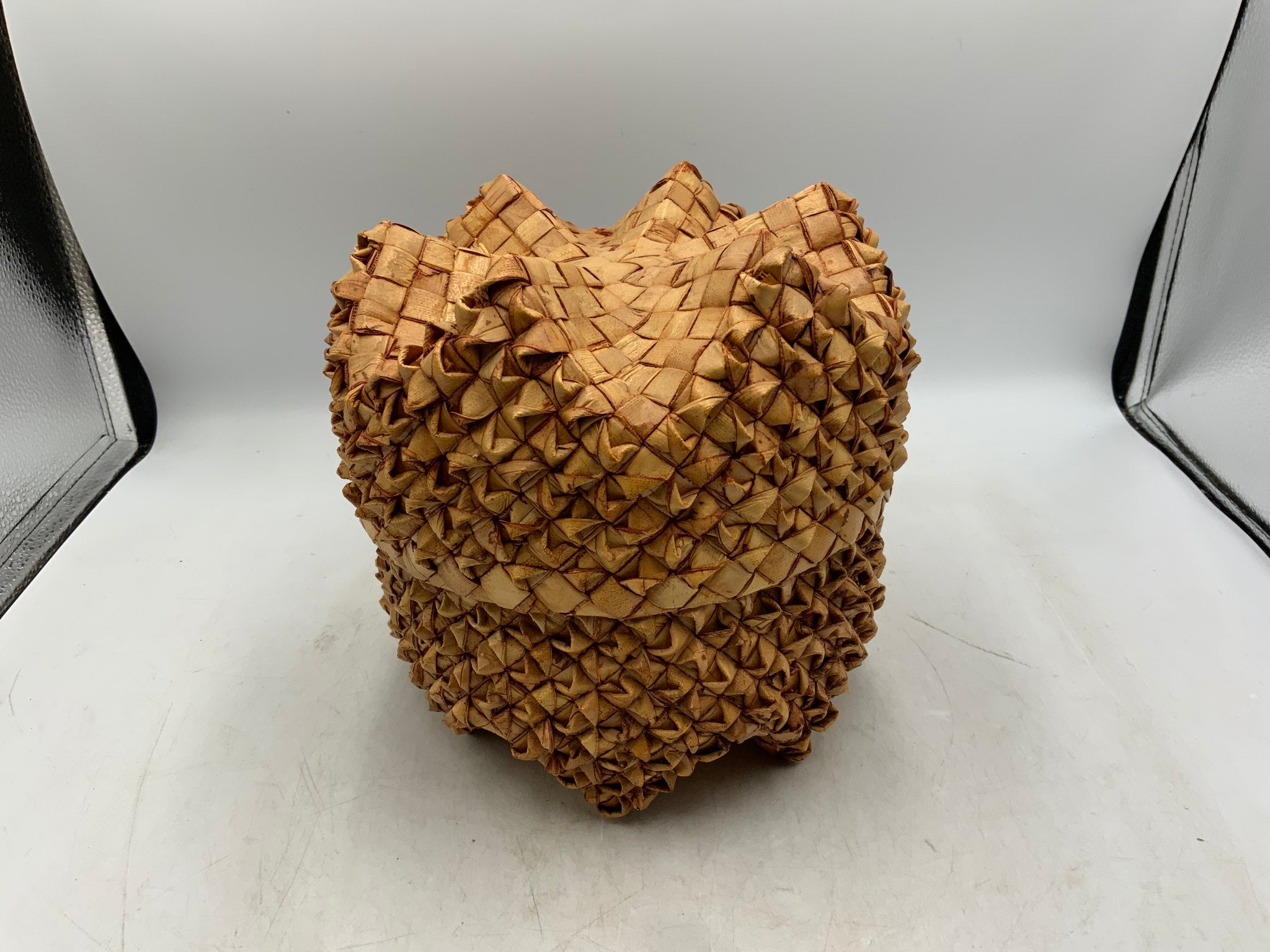 Handwoven Hawaiian Basket with Lid