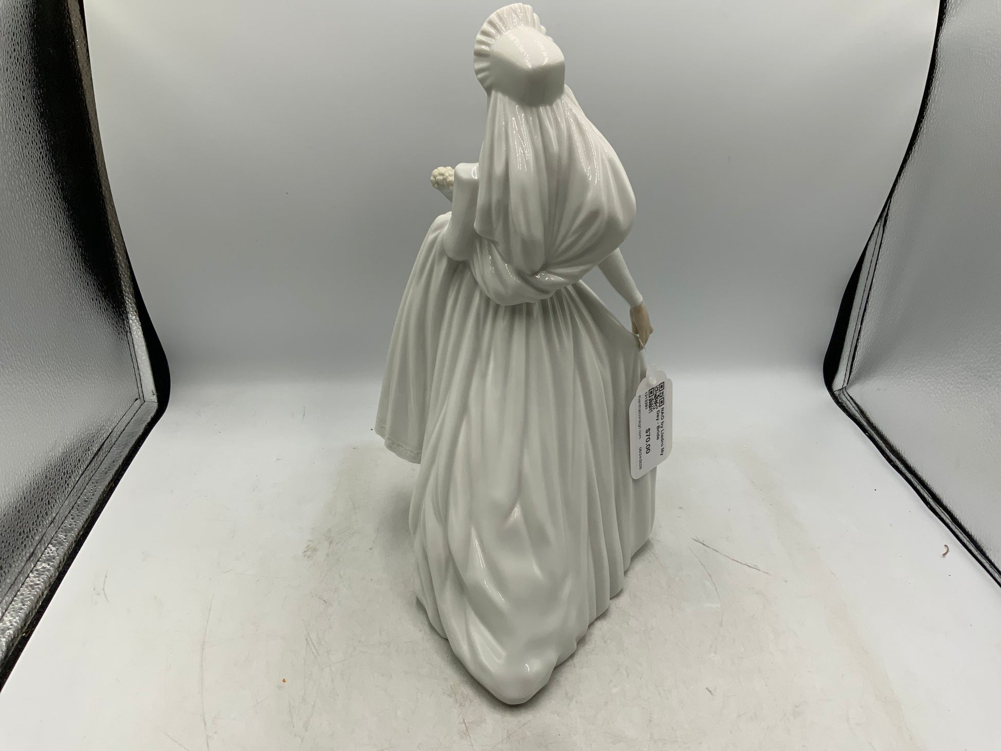 NAO by Lladro My Day - Bride