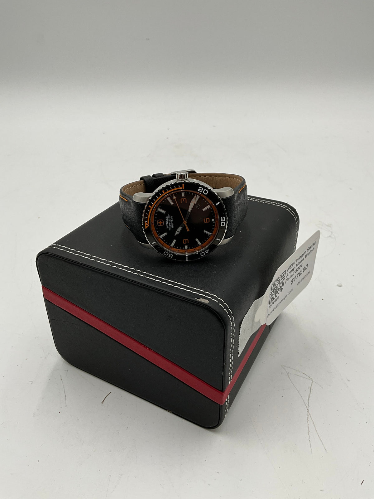 NEW Weger Swiss Army Mens Watch Retail $224