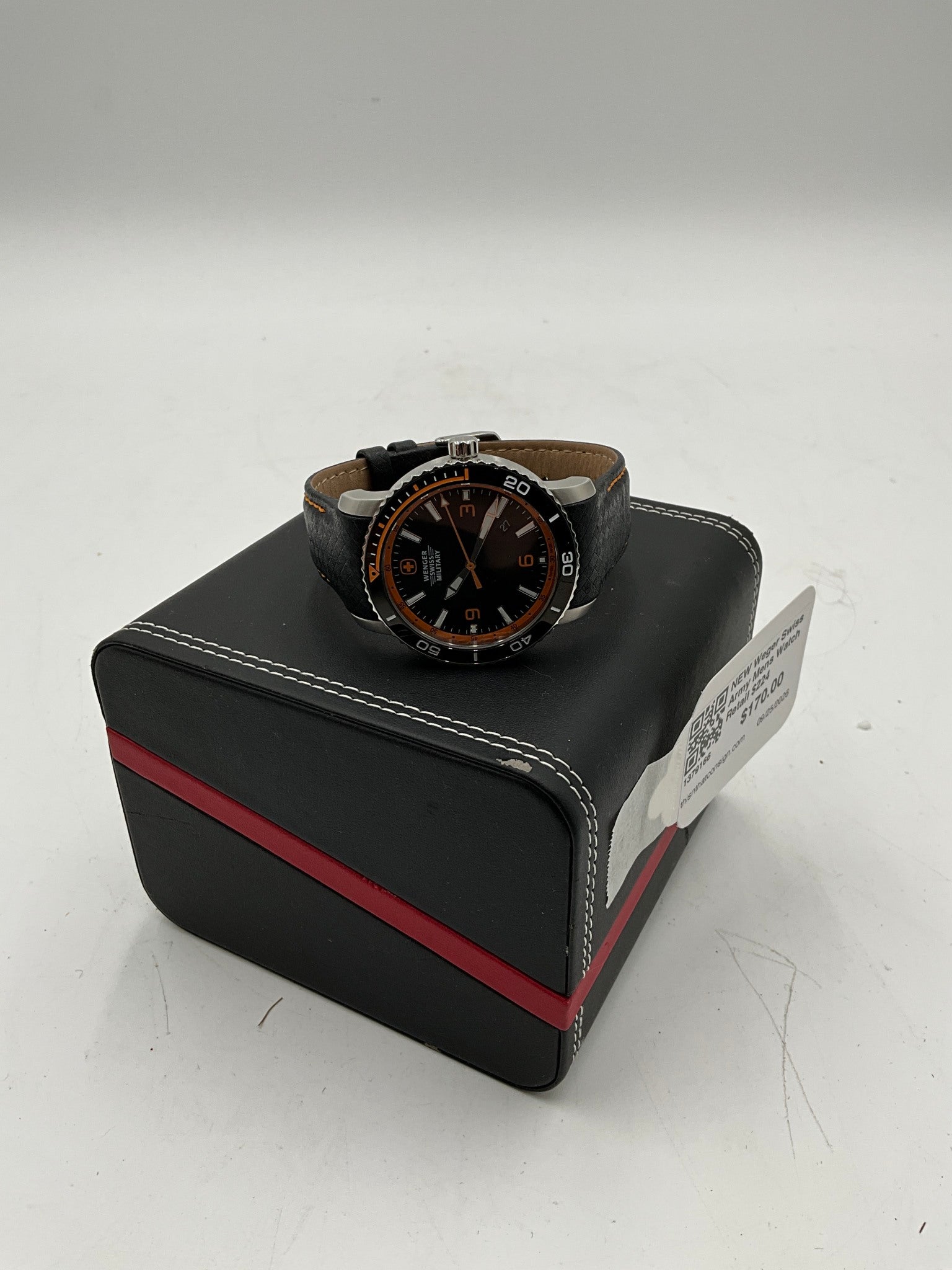 NEW Weger Swiss Army Mens Watch Retail $224