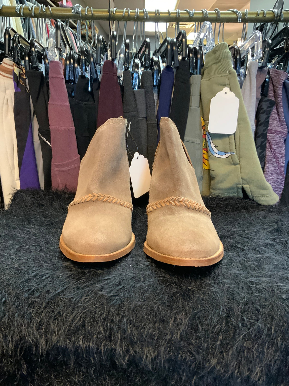 Diba Booties Sz 8.5