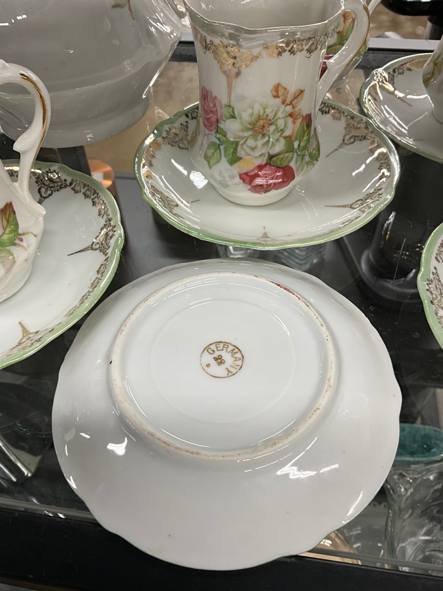Teapot Set W/5 Plates/Cups
