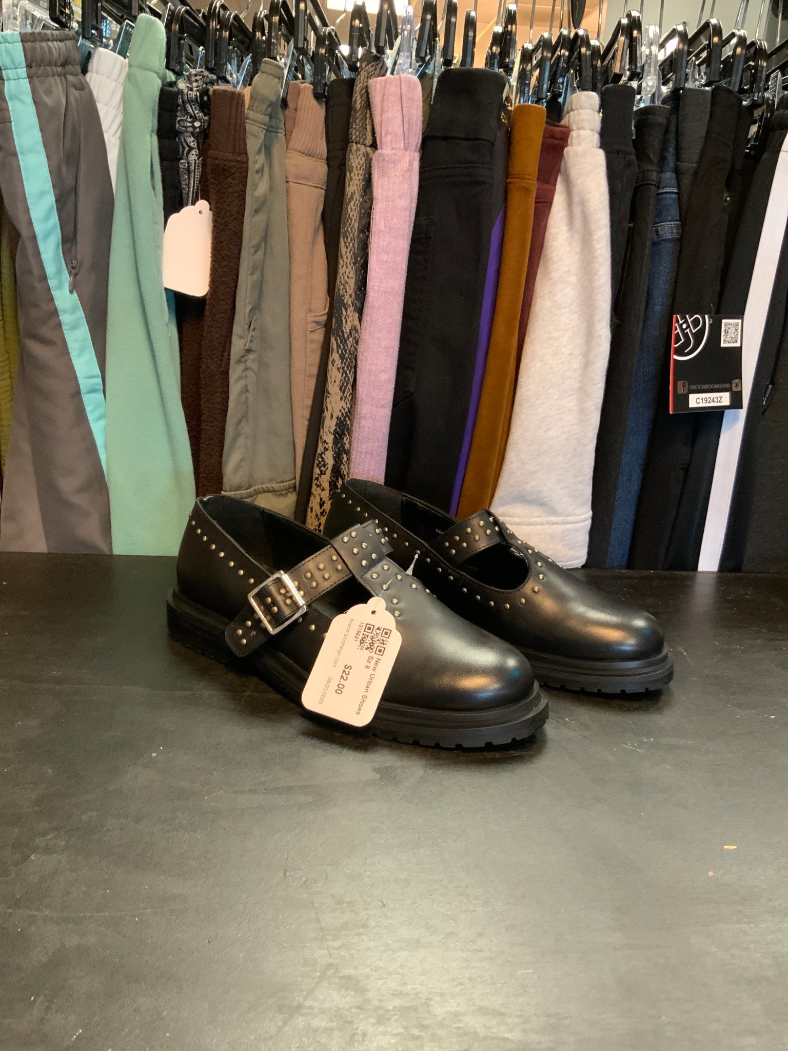 New Urban Shoes Sz 8