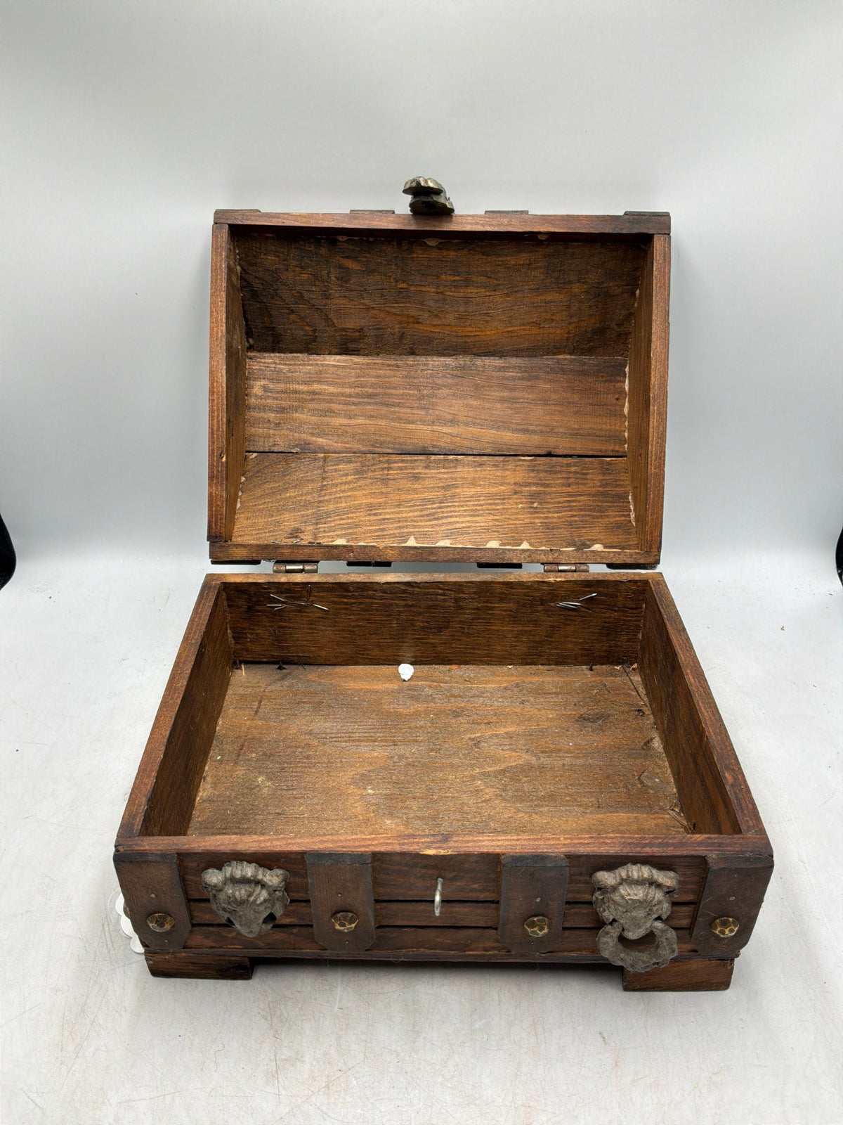 Vtg Sm Wood Trunk
