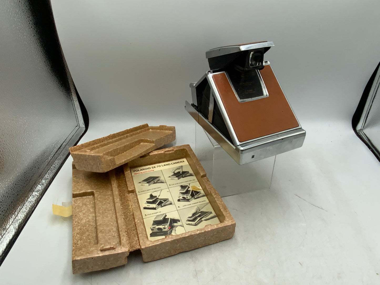 Vtg Polaroid Camera