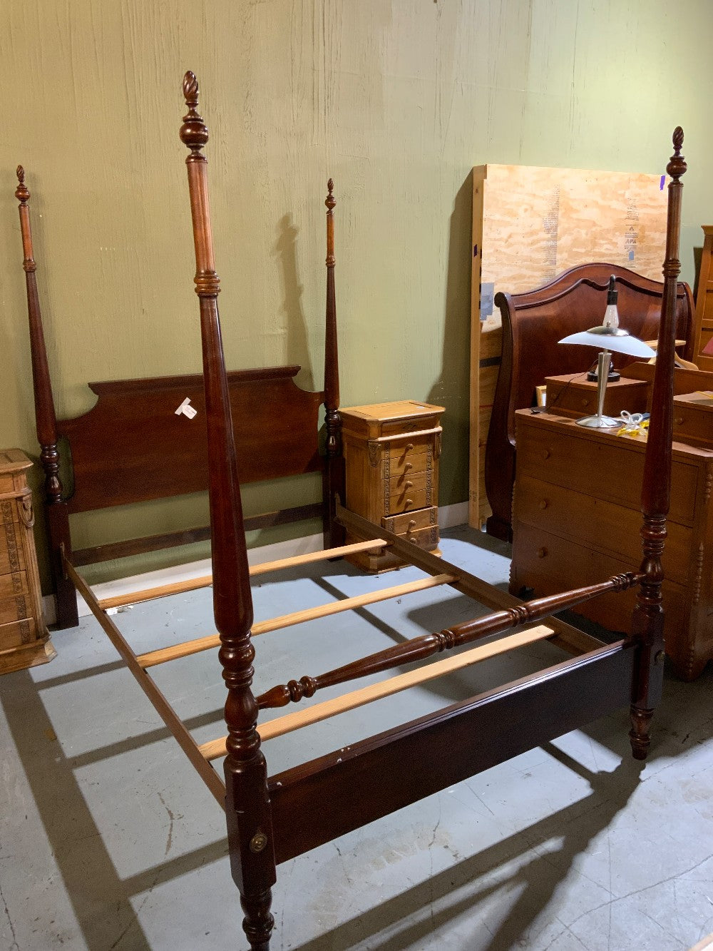 Full Size Dark Wood Bed Frame with Spindles