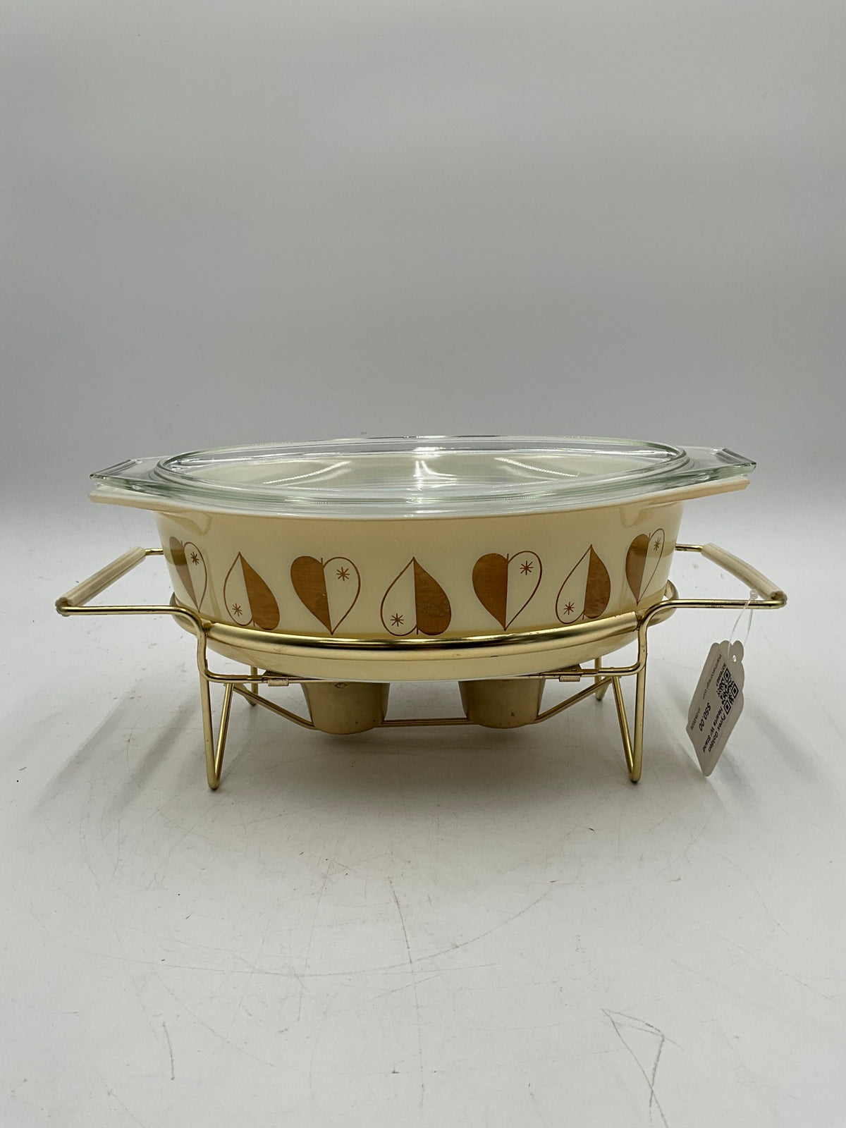 Pyrex Golden Hearts W/ Stand