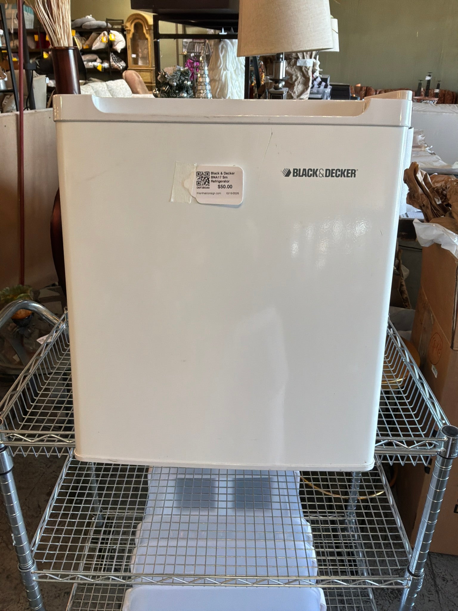 Black & Decker BNA17 Sm Refrigerator