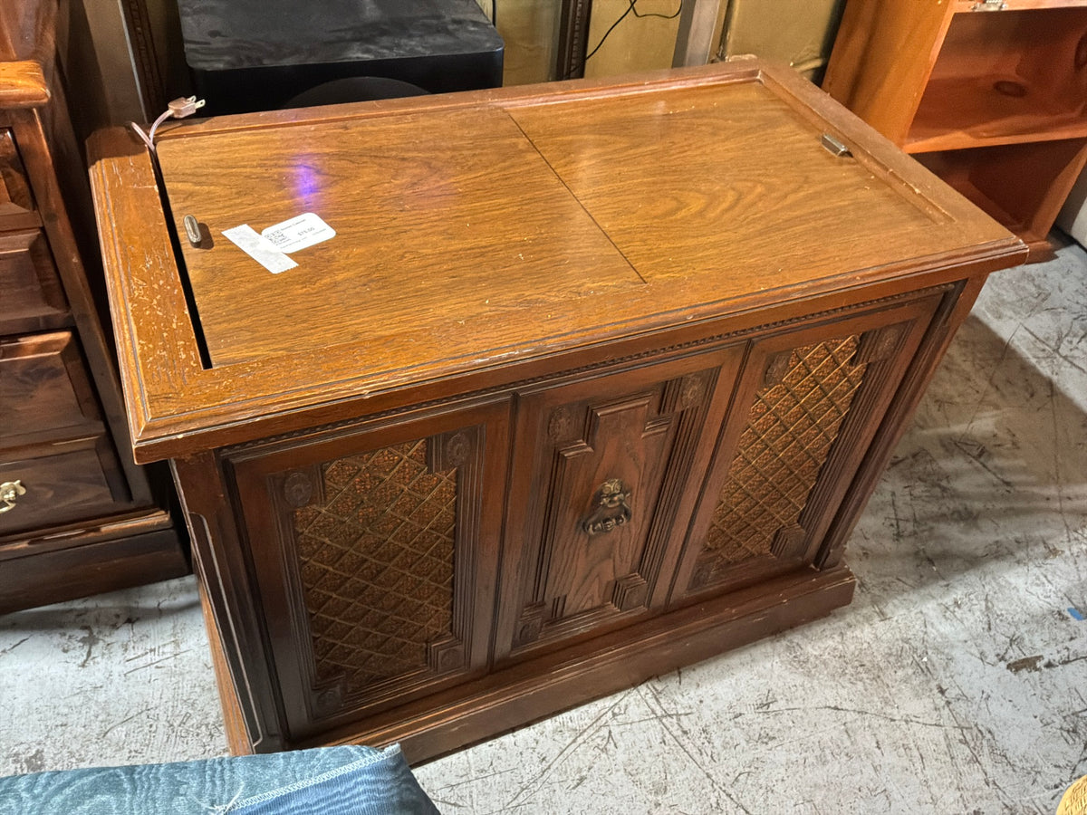 Stereo Cabinet