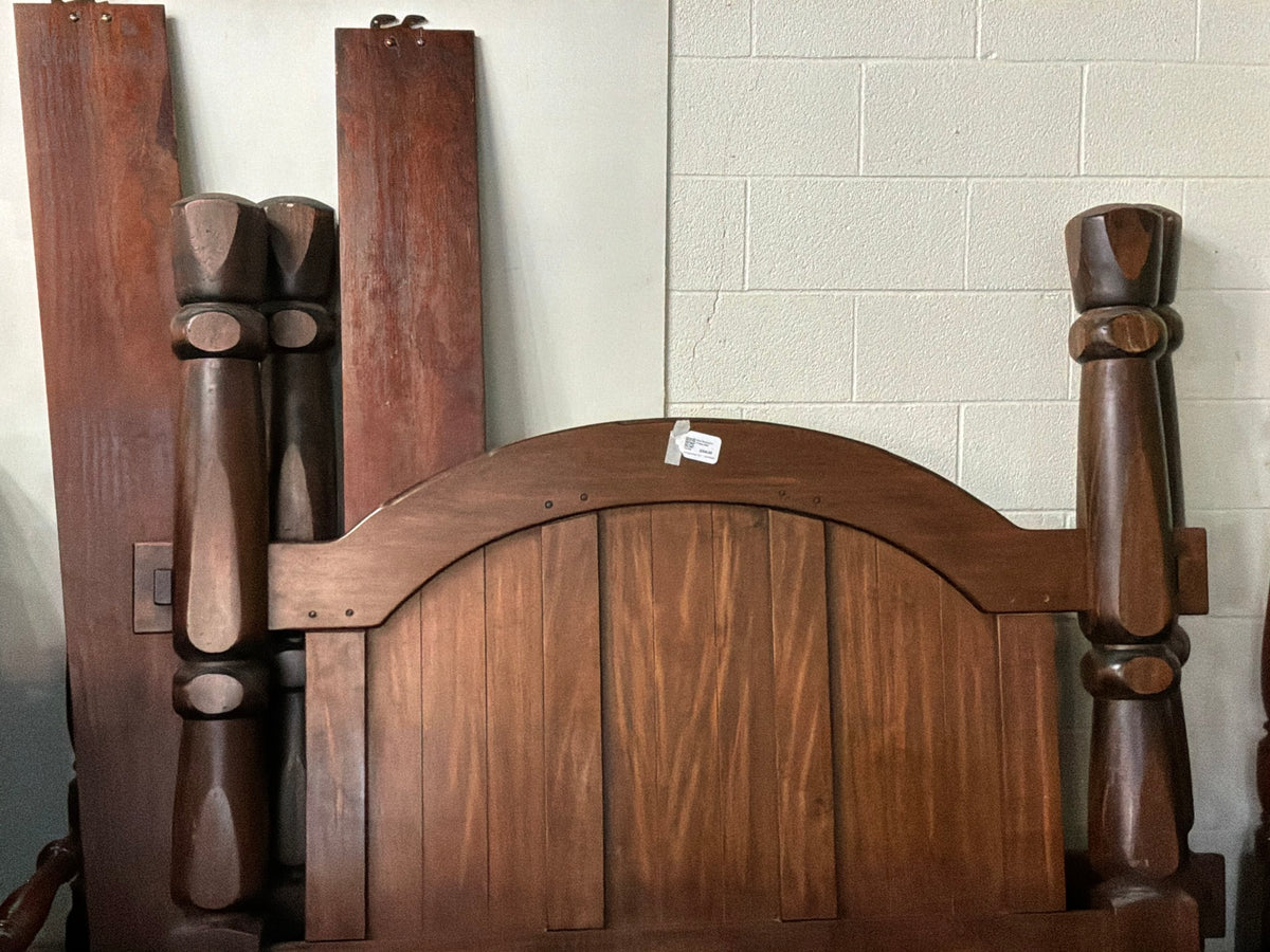 Paul Bunyun 4 Poster Bed