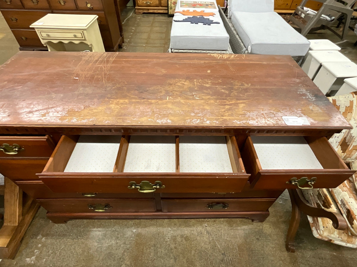 Sherwood Dresser
