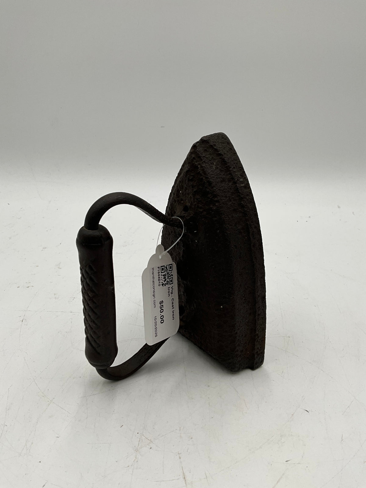 Vtg.. Cast Iron Iron