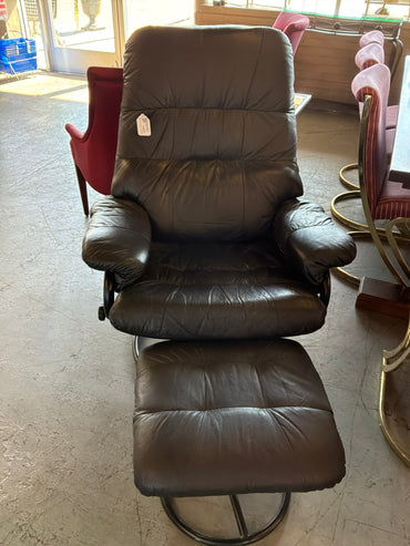 Black Leather Chair/ Ottoman