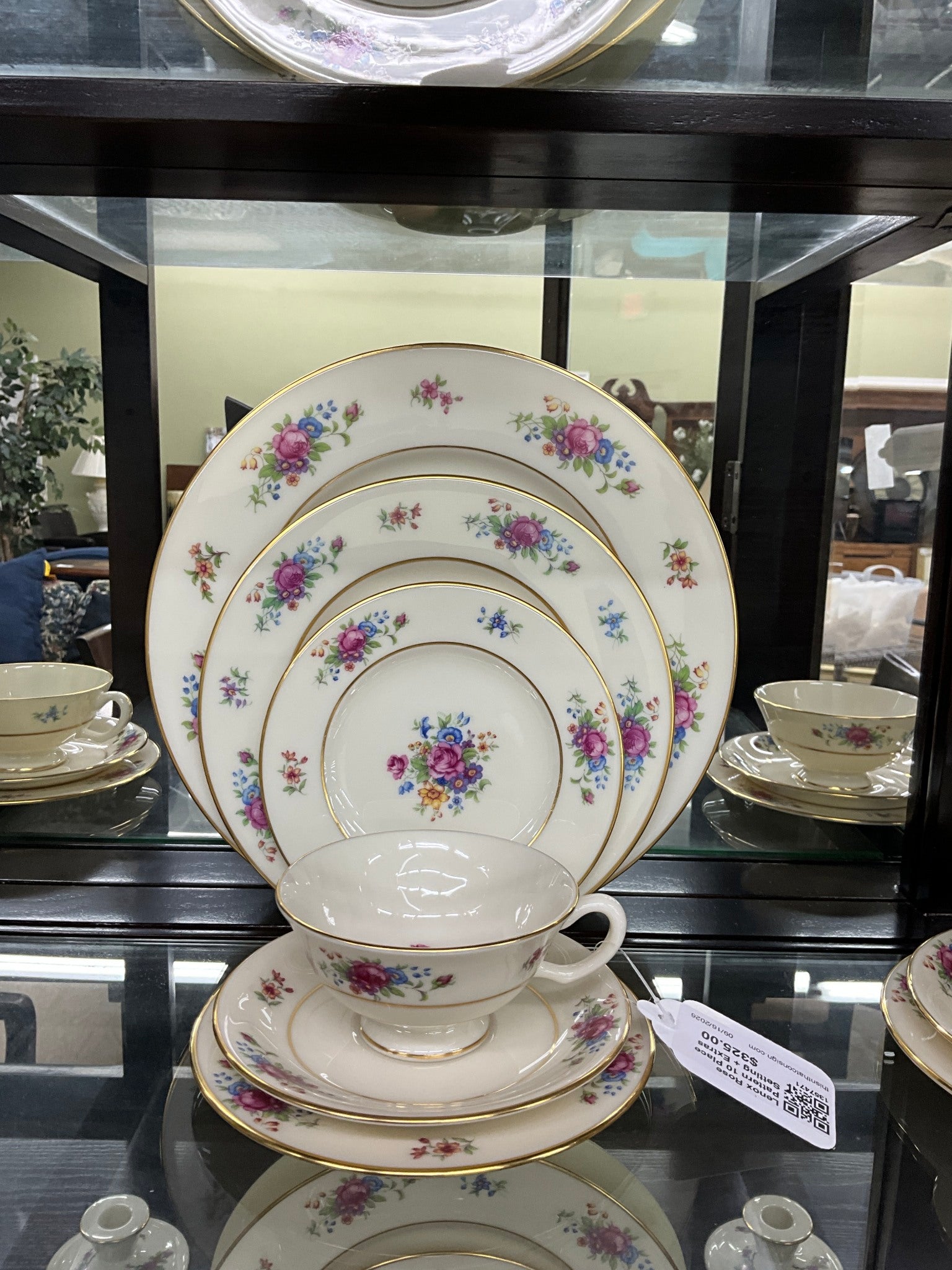 Lenox Rose Pattern 10 Place Setting + Extras