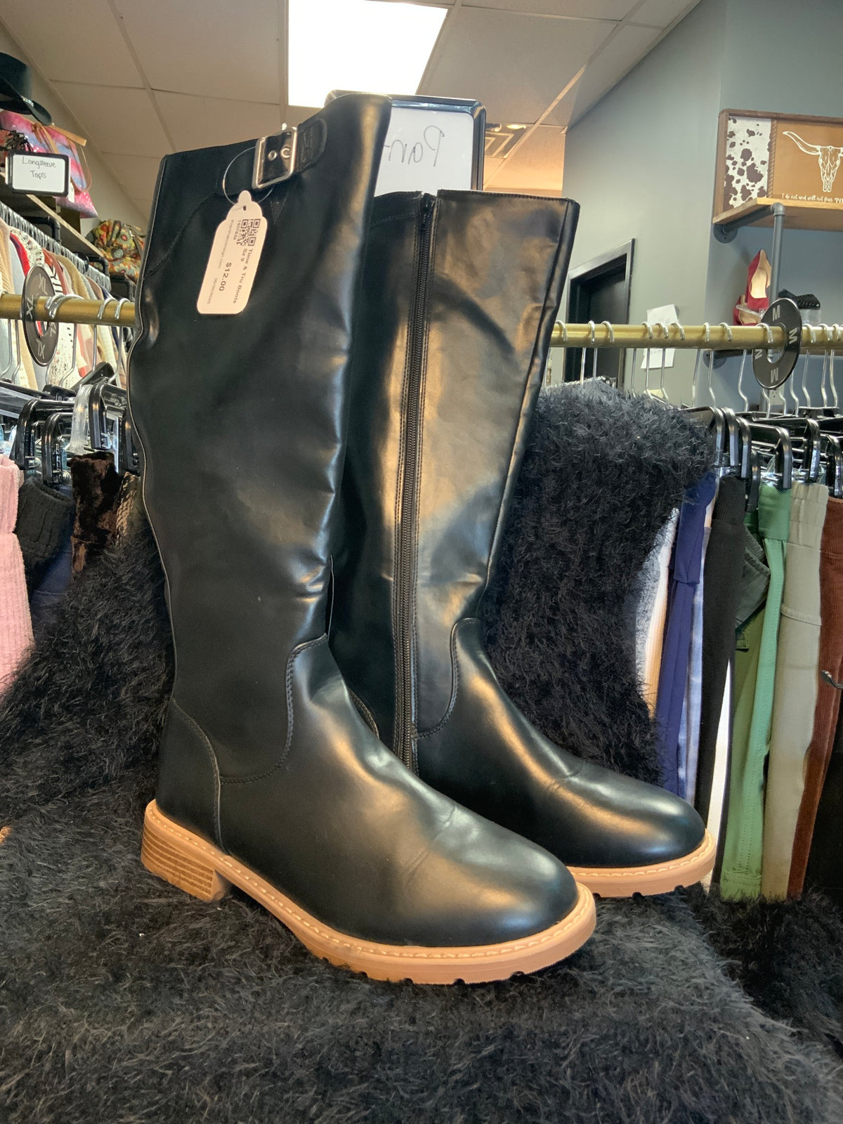 Time & Tru Boots Sz 9