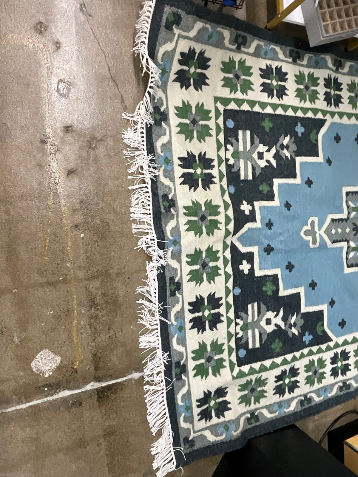 Frontgate Mosaic Pattern Bl/ Gr Rug