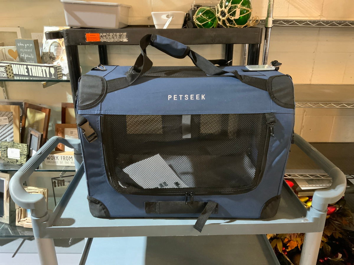Petseek 24" Pet Carrier