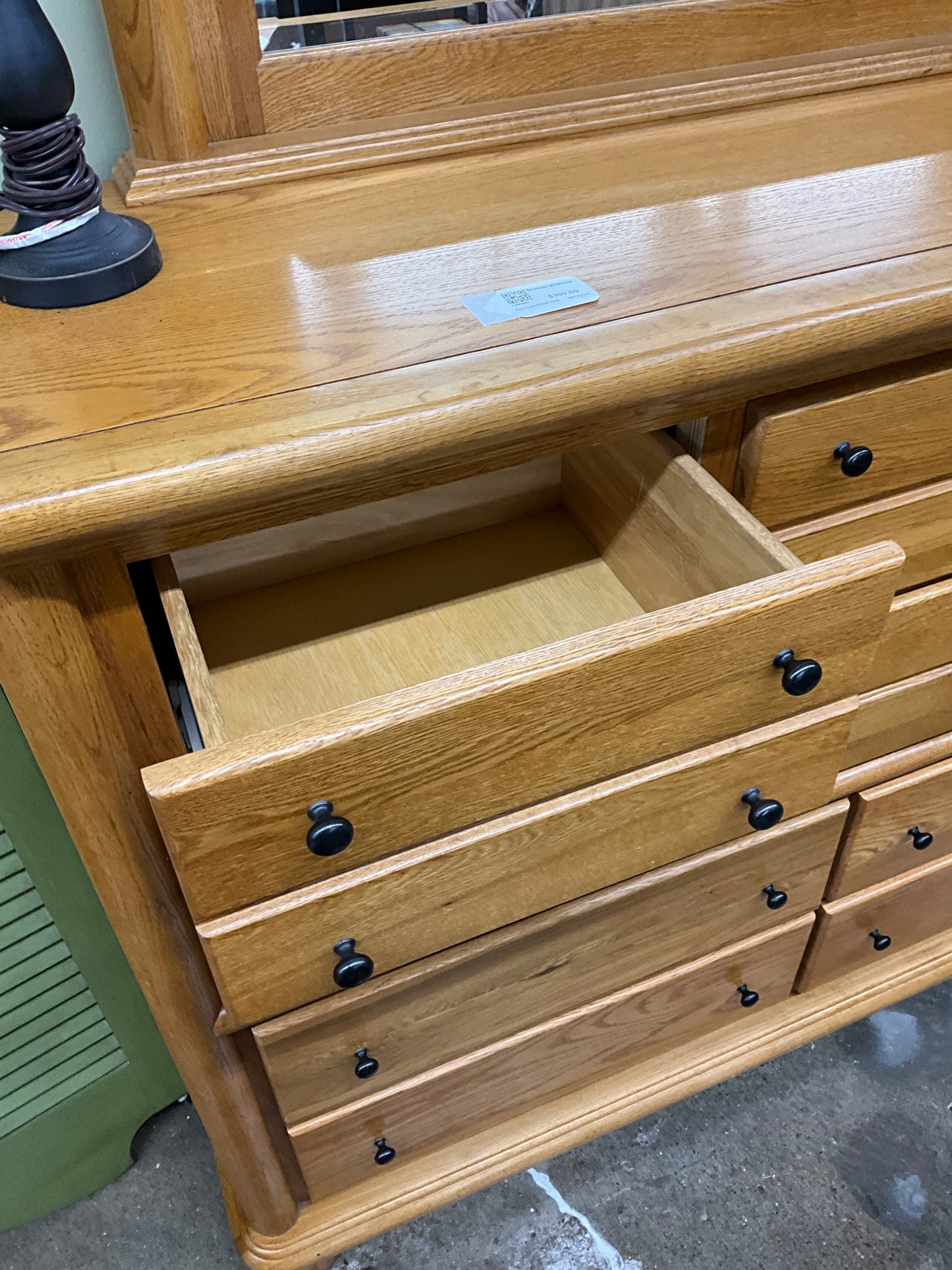 Dresser W/Mirror