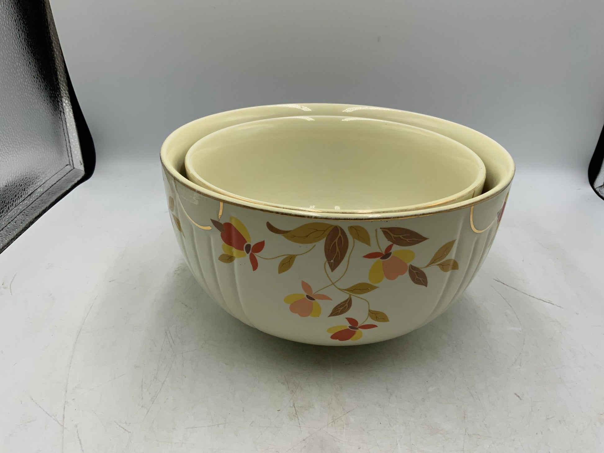 Hall's Mixing Bowls - Set of 2