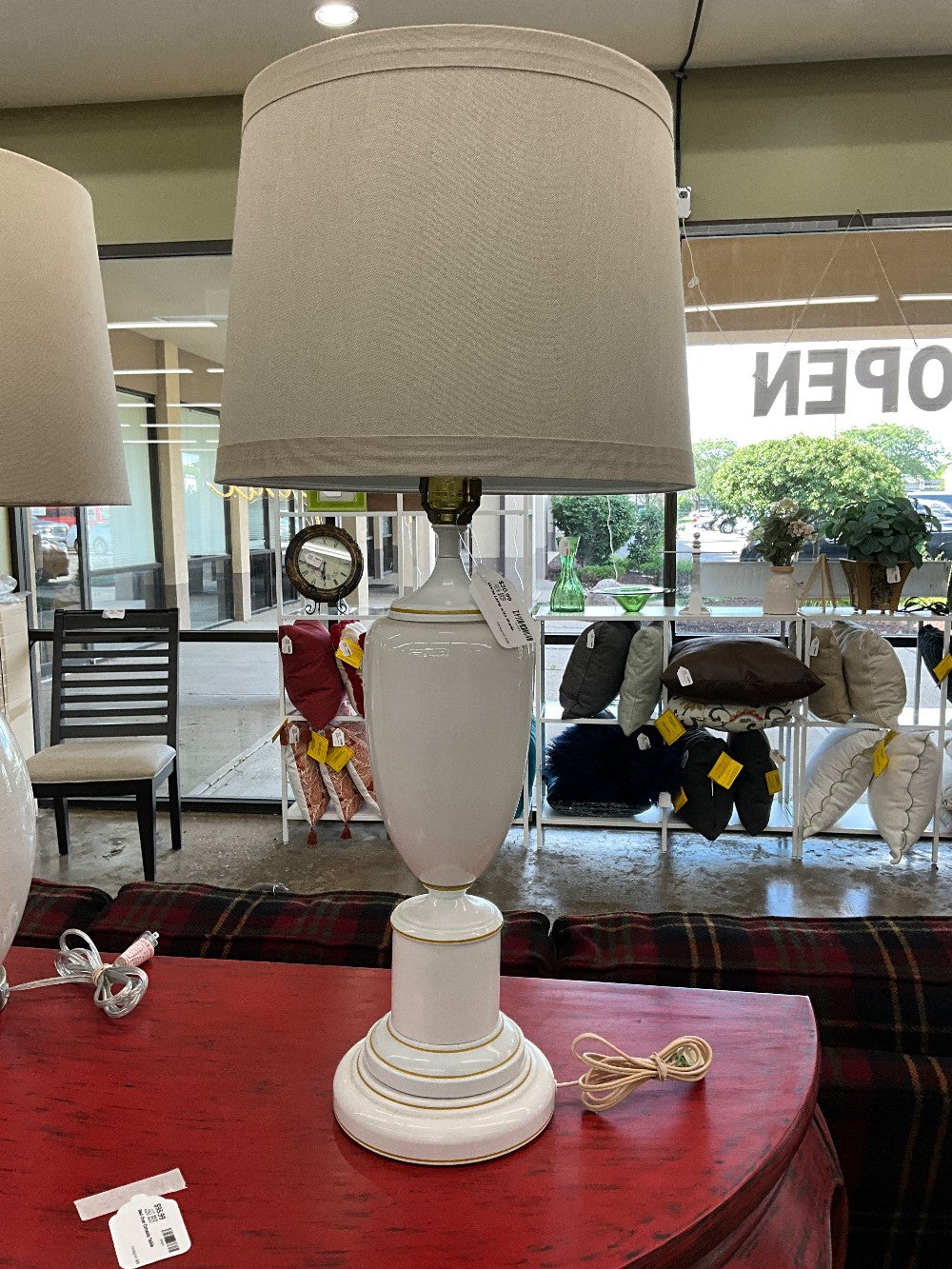 Vintage White Lamp with Shade