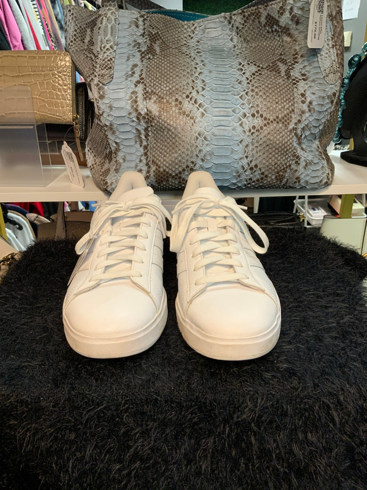 Adidas Shoes Sz 9.5
