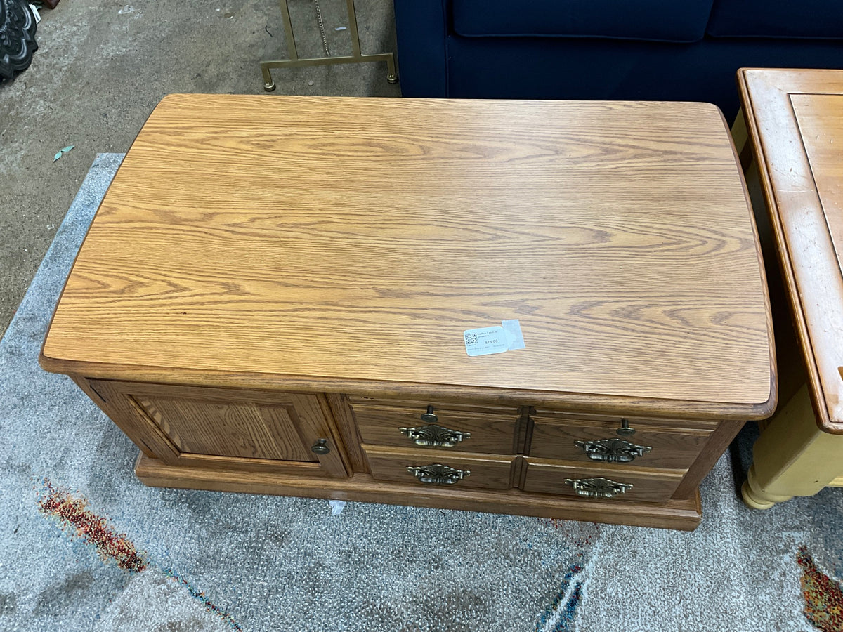 Coffee Table w/ Drawers
