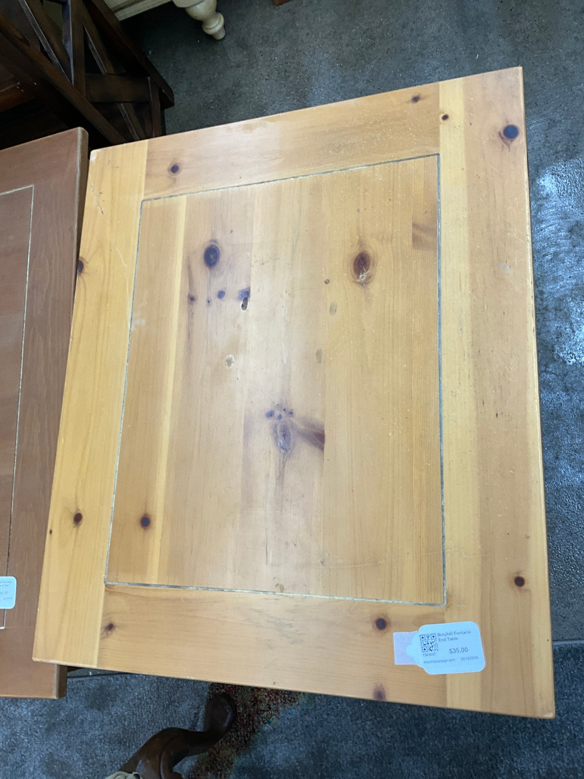Broyhill Fontana End Table