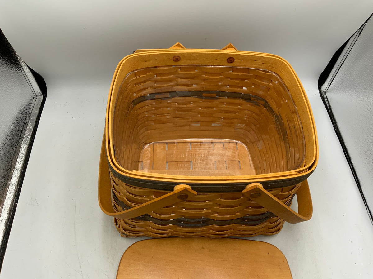 Longaberger 1998 Basket with Lid