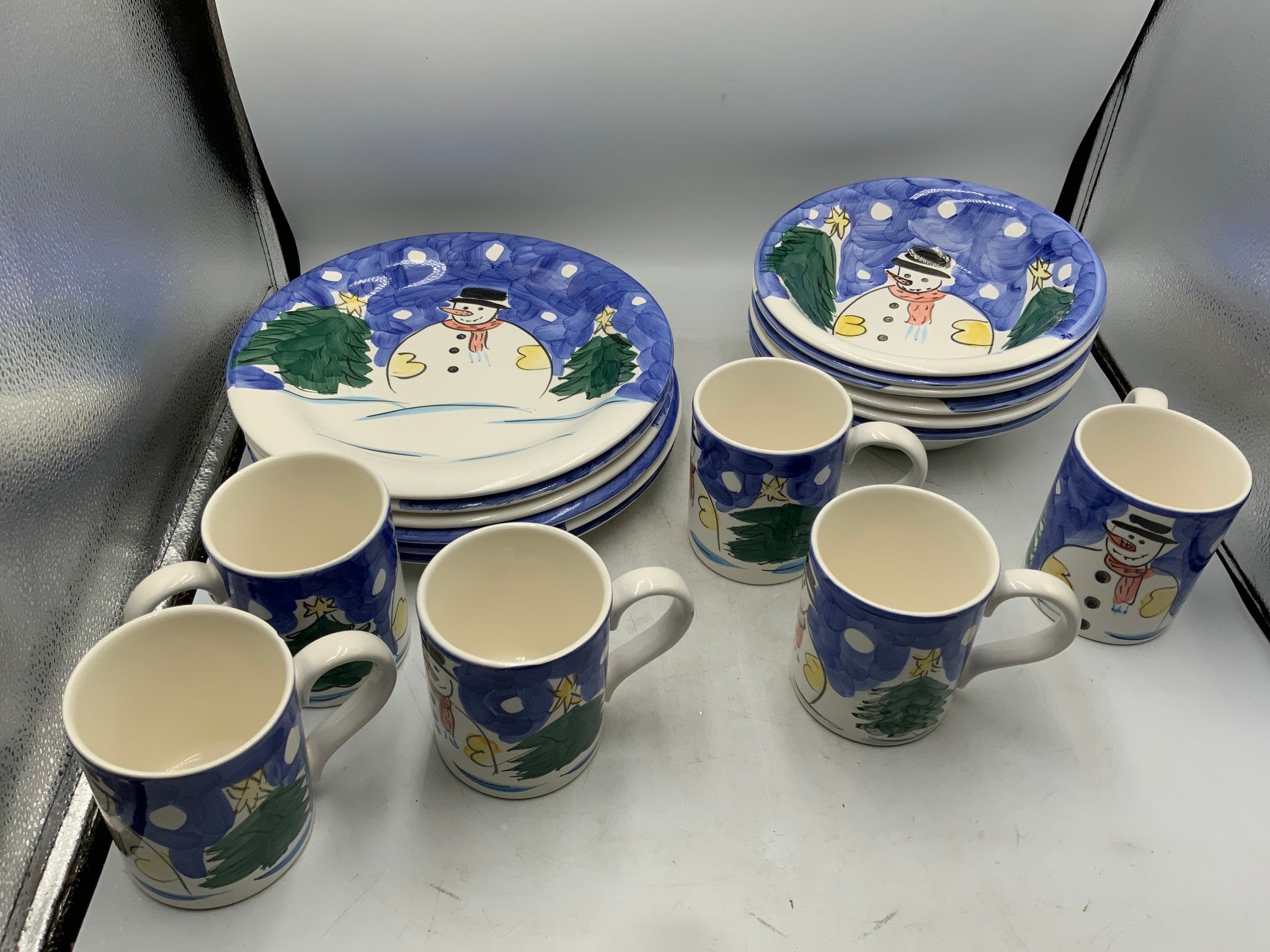 Gibson Snowman 18 pc Dish Set