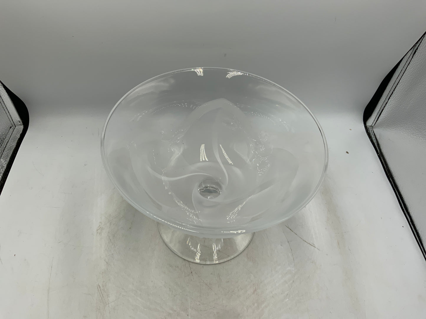Cristal D' Arques Pedestal Bowl