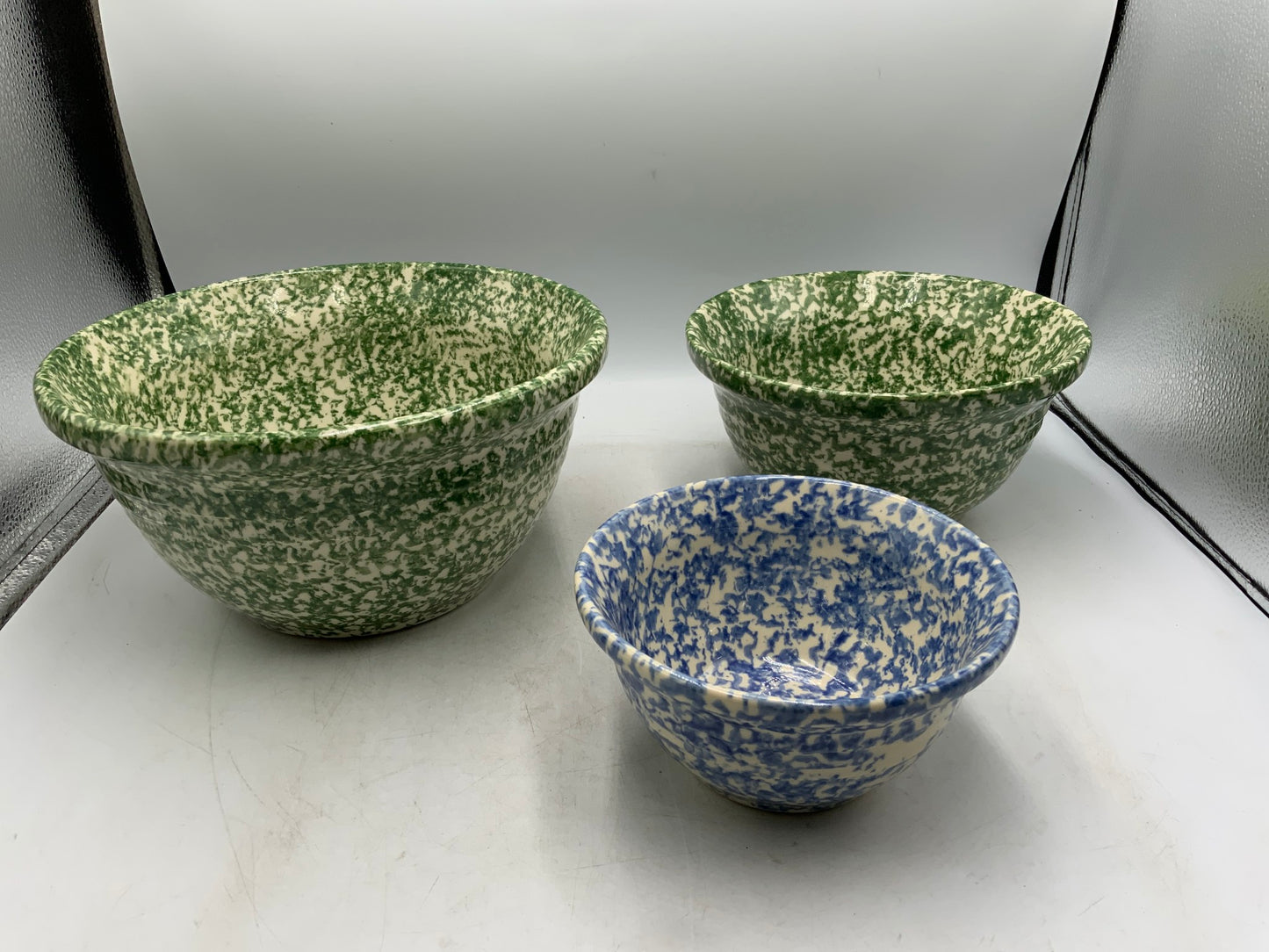 Henn Spongeware Mixing Bowls Set of 3