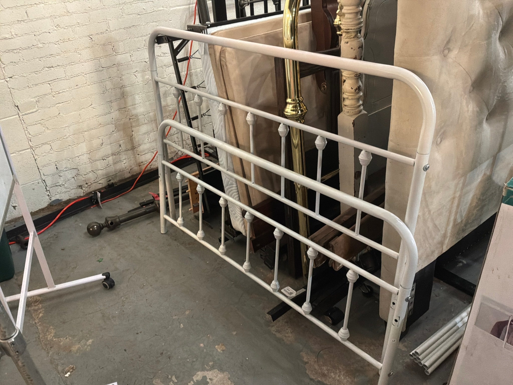 Full Sz White Metal Bed HB, FB, Frame, and Slats