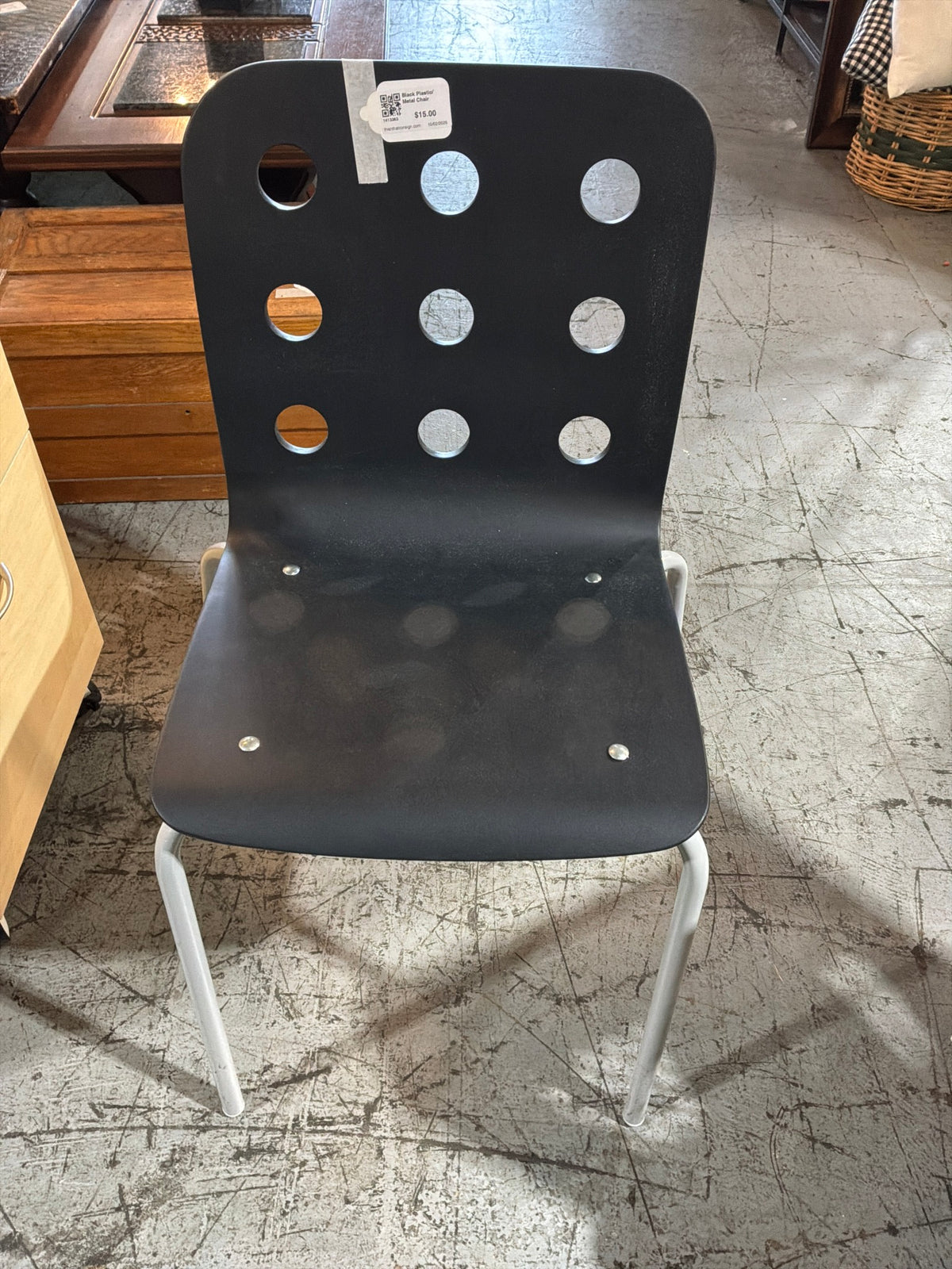Black Plastic/ Metal Chair