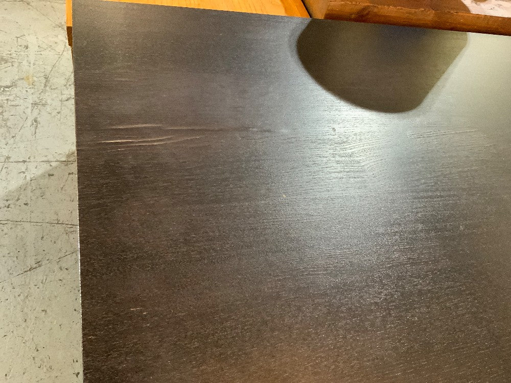 Black Desk