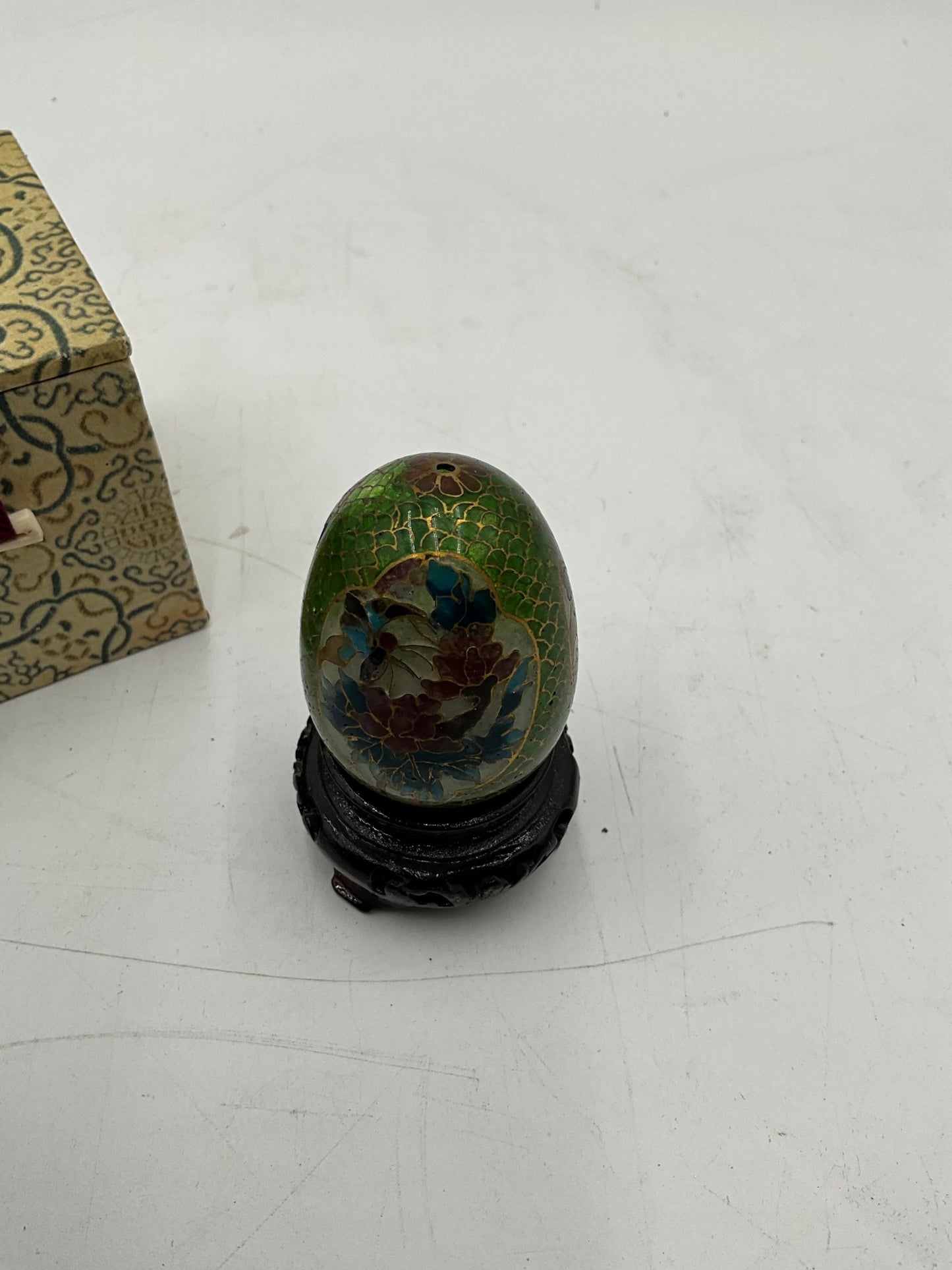 Vtg Chinese Cloisonne Enamel Egg on Stand