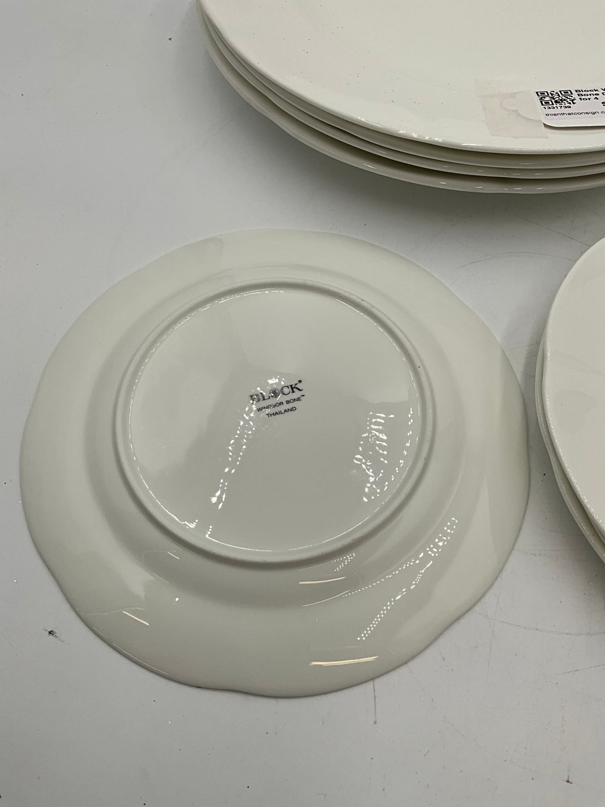 Block Windsor Bone Dish Service for 4