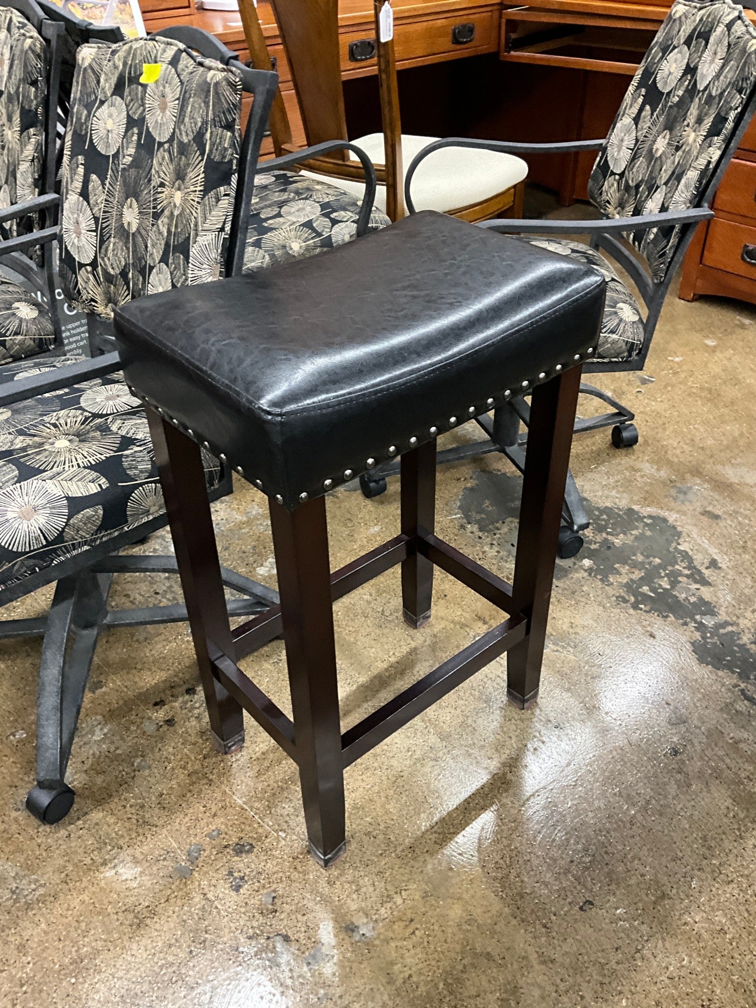 Black Barstool
