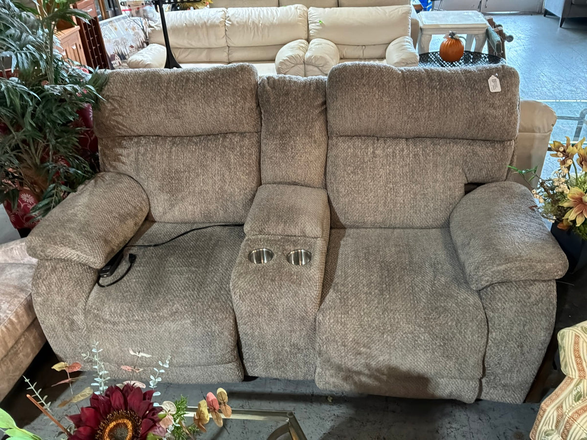 Catnapper Massaging Reclining Sofa