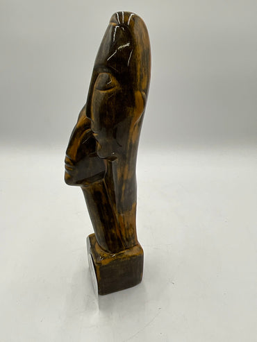 L&M Product Face Statue
